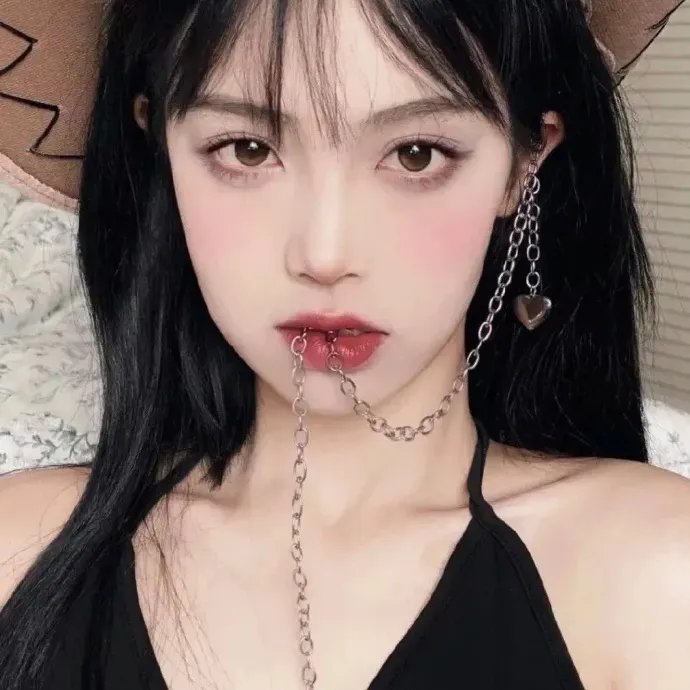 泡芙小姐